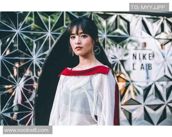 女子足球崛起之路:她们如何成为全球瞩目的足球明星 女子足球崛起之路:她们如何成为全球瞩目的足球明星