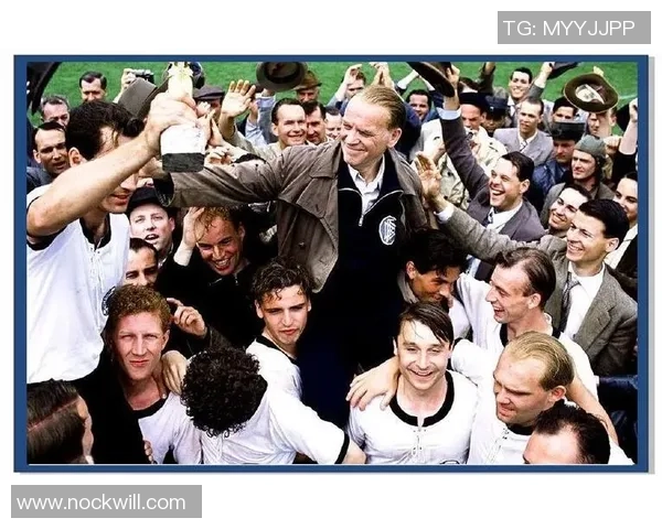 足球明星录像带揭秘：那些年我们追逐的绿茵传奇与精彩瞬间